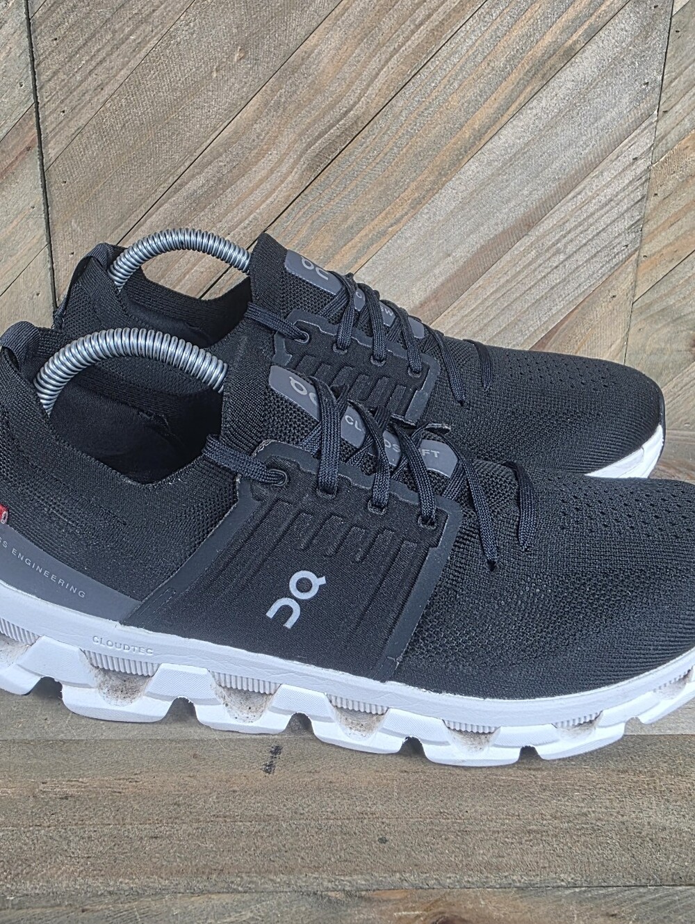 On Running Cloudswift 3 Mens Athletic Running Shoes Size 8.5 Black White.